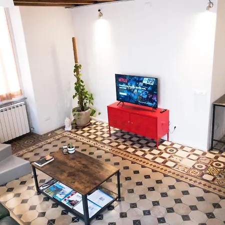 Loft In The City Center Apartment